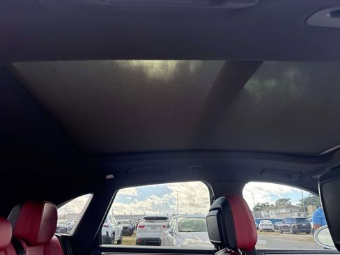 Used 2021 Porsche Macan GTS image 9