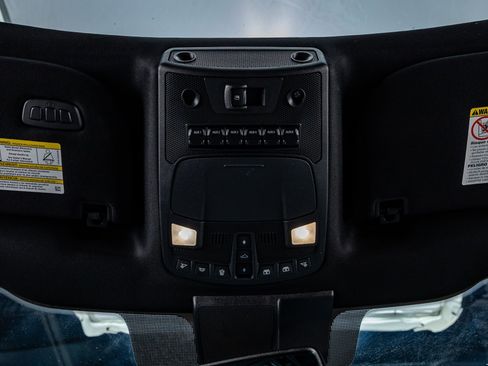 Used 2022 Ford F250 Lariat w/ Tremor Off-Road Package image 27