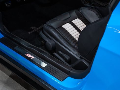 Used 2012 Ford Mustang Shelby GT500 w/ SVT Performance Pkg image 24