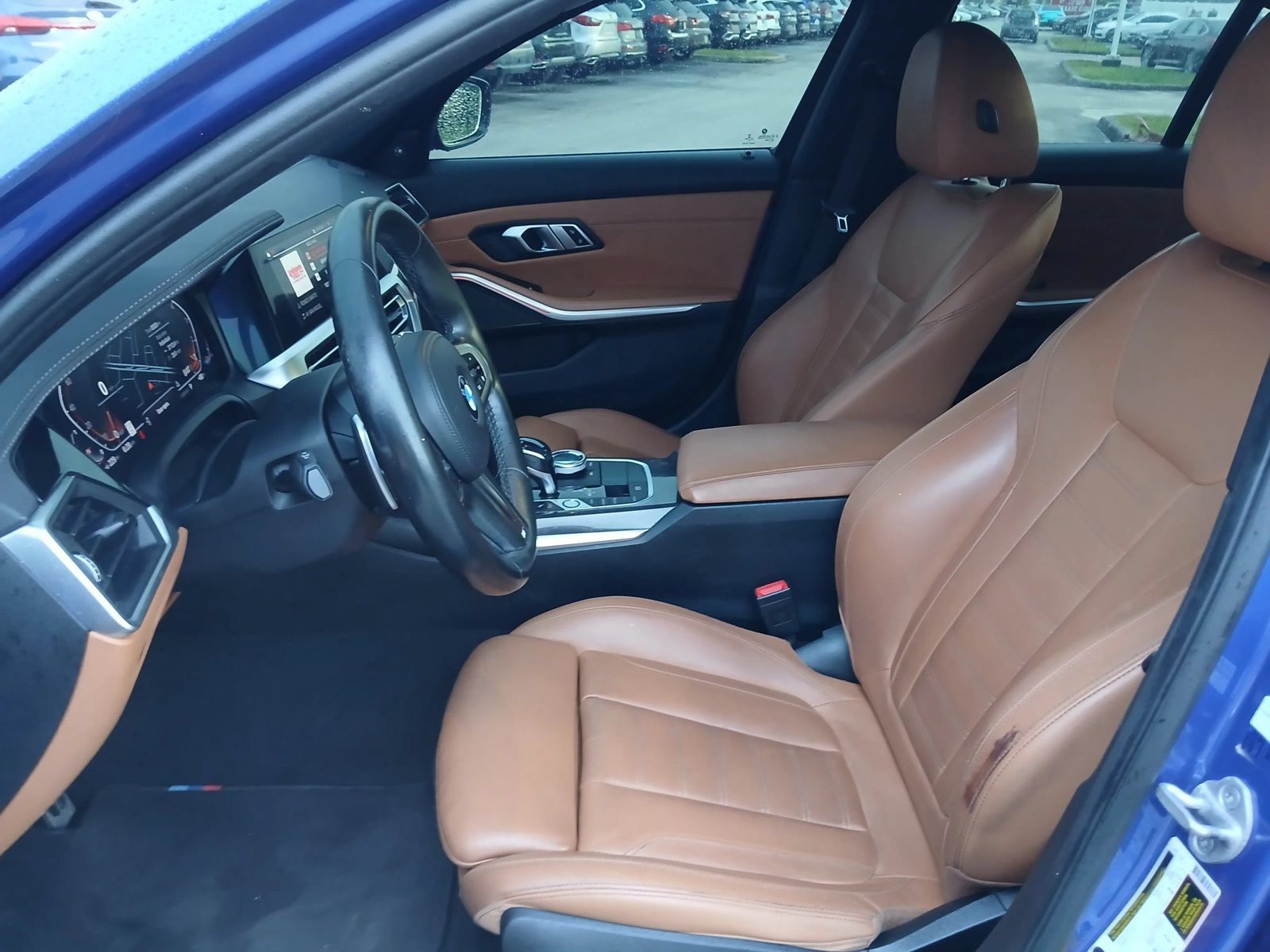 Used 2020 BMW 330i Sedan w/ M Sport Package RWD image 9