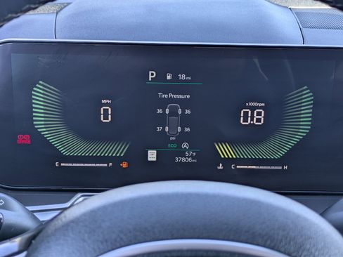 Used 2024 Kia Sorento EX w/ Panoramic Sunroof Package image 10