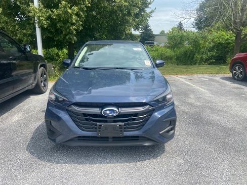 Used 2025 Subaru Legacy Premium AWD/4WD image 2