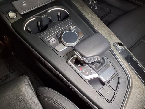 Used 2019 Audi A5 2.0T Premium Plus w/ Premium Plus AWD/4WD image 6