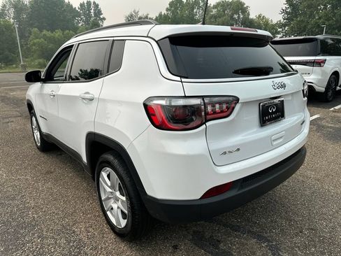 Used 2022 Jeep Compass Latitude w/ Convenience Group AWD/4WD image 10