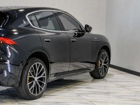 Used 2023 Maserati Grecale GT AWD/4WD image 13