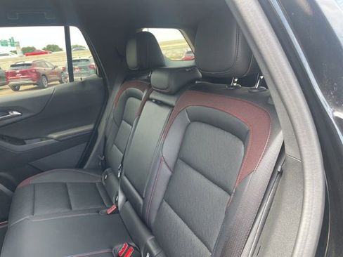 Used 2026 Chevrolet Equinox RS w/ Convenience Package III FWD image 8