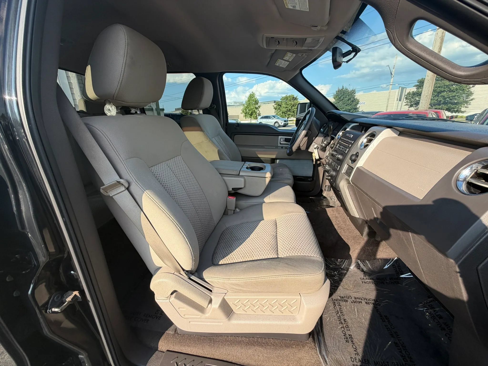 Used 2009 Ford F150 XLT AWD/4WD image 27