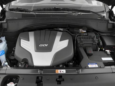 Used 2017 Hyundai Santa Fe FWD image 16