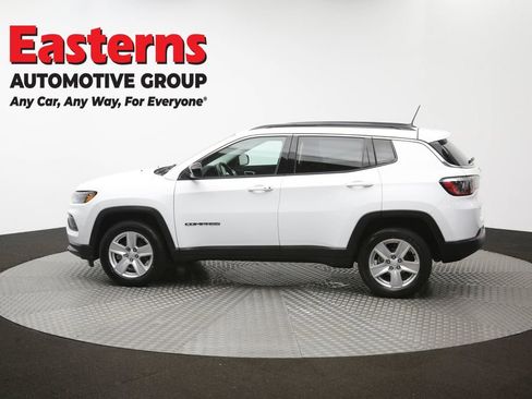 Used 2022 Jeep Compass Latitude w/ Convenience Group AWD/4WD image 60