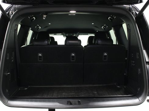 Used 2025 Nissan Armada PRO-4X AWD/4WD image 15