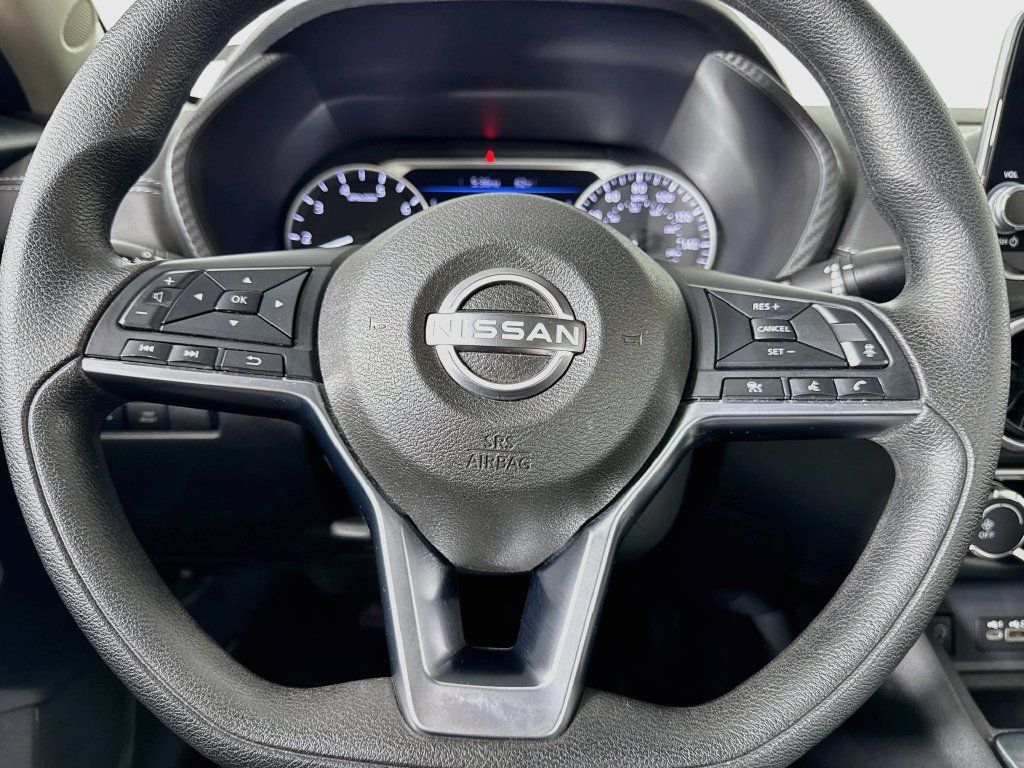 Used 2024 Nissan Sentra SV FWD image 35