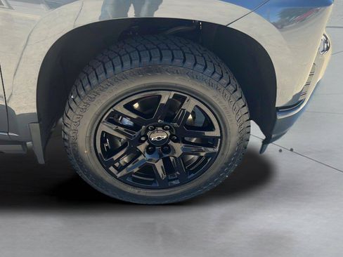 Used 2021 Chevrolet Silverado 1500 RST w/ Z71 Off-Road Package AWD/4WD image 19