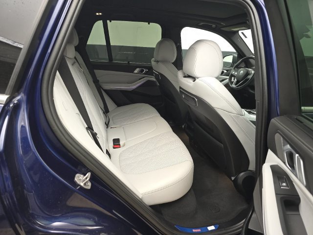 Used 2024 BMW X5 xDrive50e w/ Executive Package AWD/4WD image 27