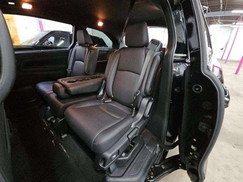 Used 2023 Honda Odyssey Sport image 11