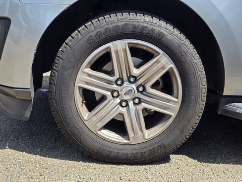 Used 2020 Ford Expedition XLT w/ Equipment Group 202A RWD image 9
