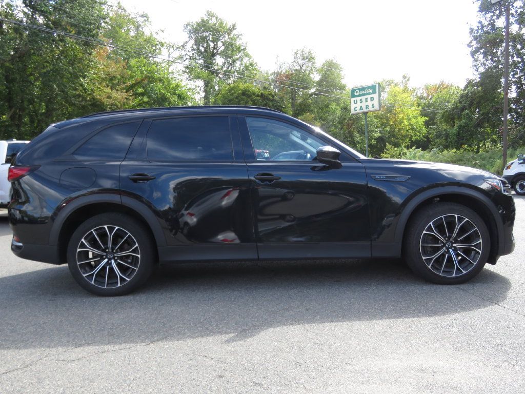 Used 2025 MAZDA CX-70 Plug-In Hybrid w/ Premium Pkg AWD/4WD image 4