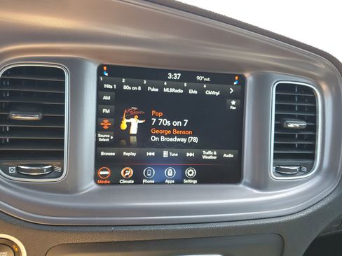 Used 2023 Dodge Charger SXT image 21