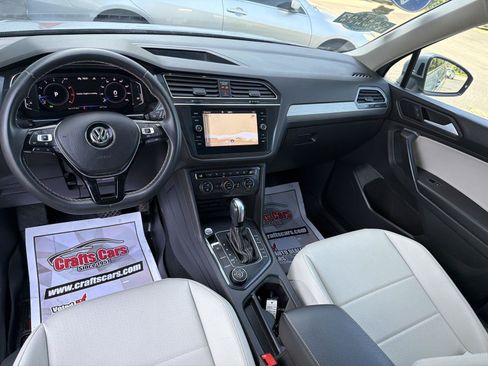 Used 2021 Volkswagen Tiguan SEL w/ 3rd Row Seat Package AWD/4WD image 15