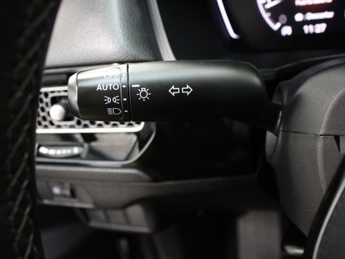Used 2025 Honda Civic Sport image 24