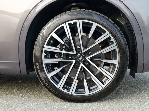 Used 2025 Maserati Grecale Modena AWD/4WD image 12
