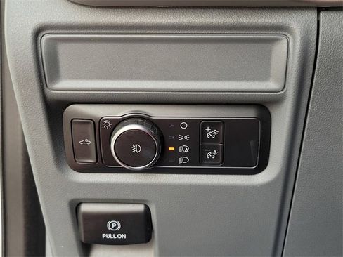 Used 2021 Ford F150 XLT image 28