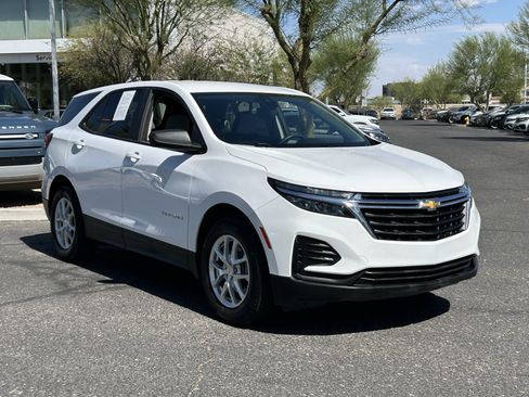 Used 2024 Chevrolet Equinox LS w/ LS Convenience Package FWD image 6