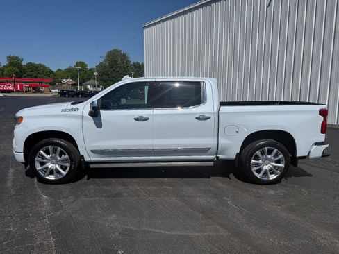 New 2026 Chevrolet Silverado 1500 High Country AWD/4WD image 2