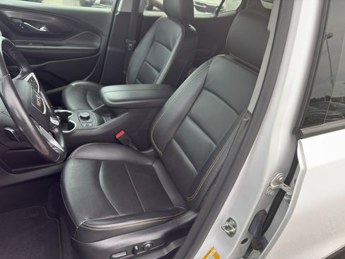 Used 2019 GMC Terrain SLT w/ Preferred Package FWD image 32