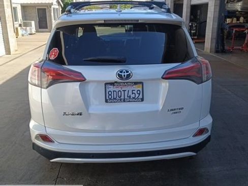 Used 2018 Toyota RAV4 Limited w/ Advanced Technology Package AWD/4WD image 4