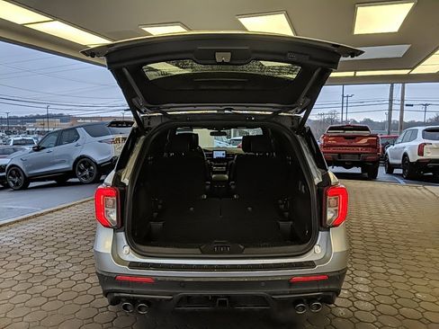 Used 2021 Ford Explorer ST w/ Equipment Group 401A image 7