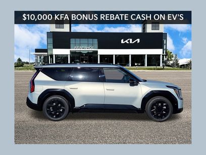 New 2026 Kia EV9 Land w/ Nightfall Edition Package