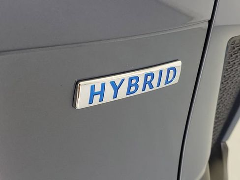 Used 2025 MAZDA CX-50 AWD 2.5 Hybrid w/ Premium Pkg image 10