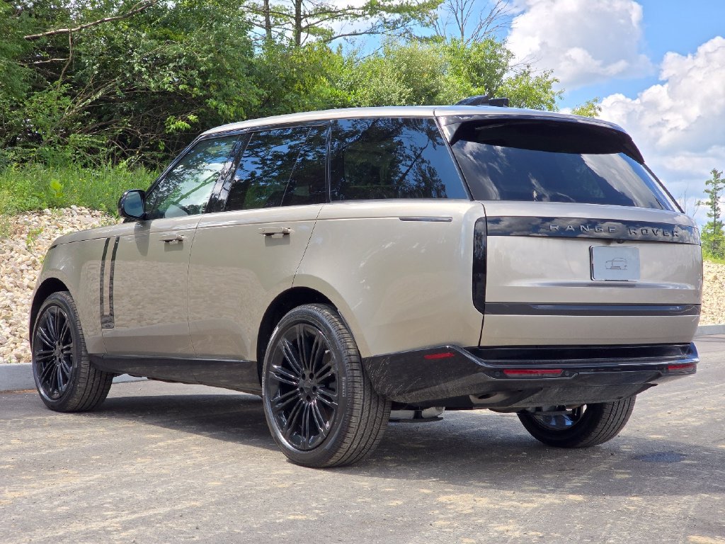 New 2026 Land Rover Range Rover SE AWD/4WD image 4