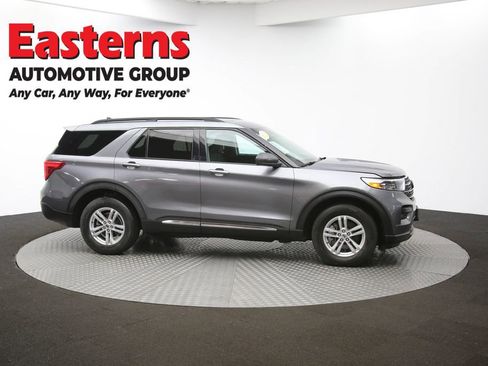 Used 2022 Ford Explorer XLT image 45