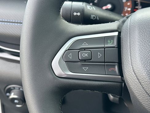 New 2026 Jeep Compass Latitude image 28