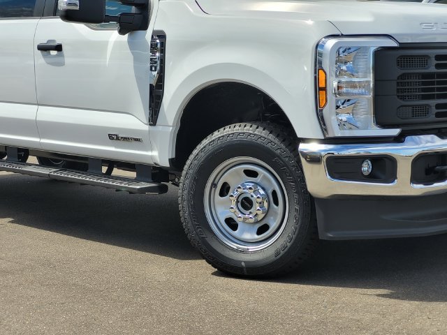 New 2026 Ford F350 XL w/ 360-Degree Camera Package AWD/4WD image 2
