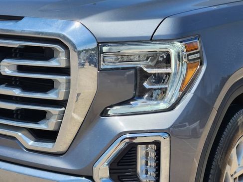 Used 2021 GMC Sierra 1500 SLT RWD image 9
