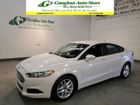 Used 2013 Ford Fusion SE image 1