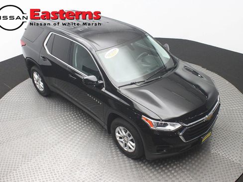 Used 2020 Chevrolet Traverse LS AWD/4WD image 3