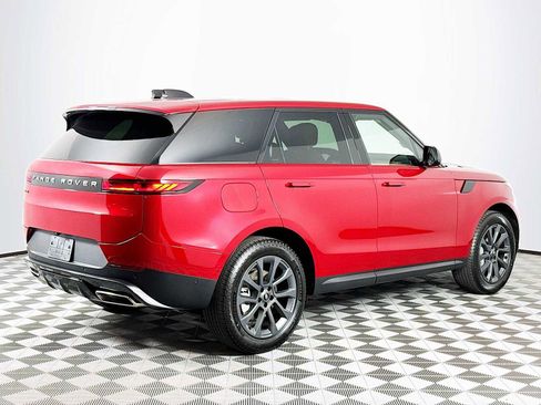 Used 2024 Land Rover Range Rover Sport SE image 5