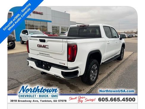 Used 2024 GMC Sierra 1500 AT4 w/ Technology Package image 6