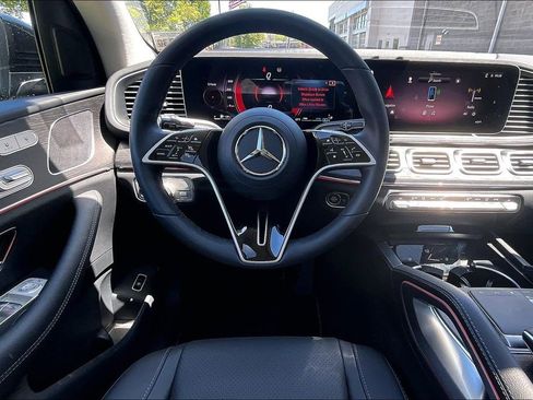 Used 2026 Mercedes-Benz GLE 350 4MATIC image 5