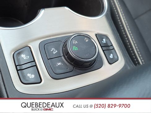 Used 2018 GMC Terrain Denali w/ Driver Alert Package II AWD/4WD image 19