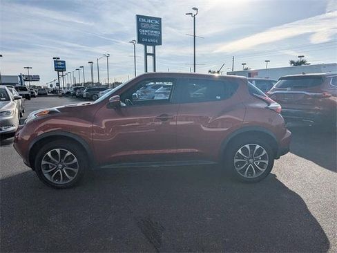 Used 2017 Nissan Juke SV w/ Technology Package image 7