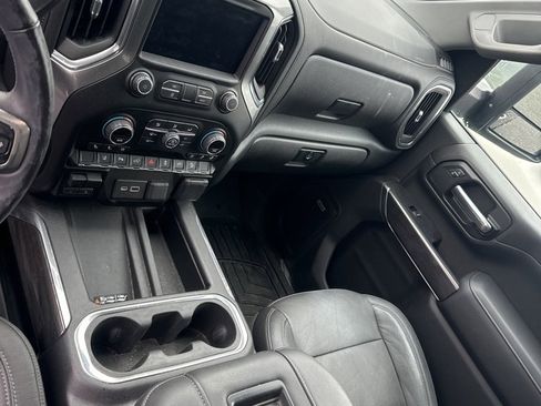 Used 2020 Chevrolet Silverado 2500 LTZ w/ Technology Package image 24