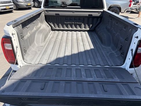 Used 2024 GMC Canyon AT4 w/ Canyon Safety Plus Package AWD/4WD image 11