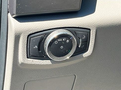 Used 2022 Ford F250 XLT AWD/4WD image 10