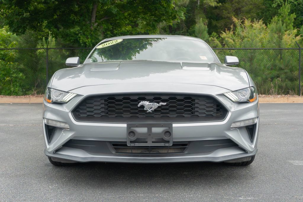 Used 2022 Ford Mustang Coupe RWD image 4