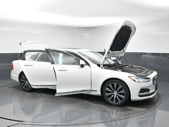 Used 2023 Volvo S90 B6 Plus w/ Protection Package AWD/4WD image 48
