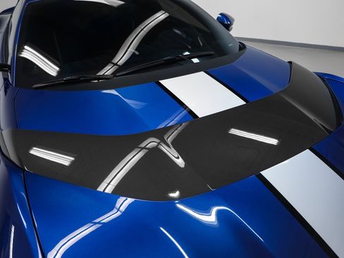 Certified 2022 Ferrari 812 Competizione image 11